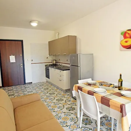 Della Rosa Seaside Abruzzo 公寓