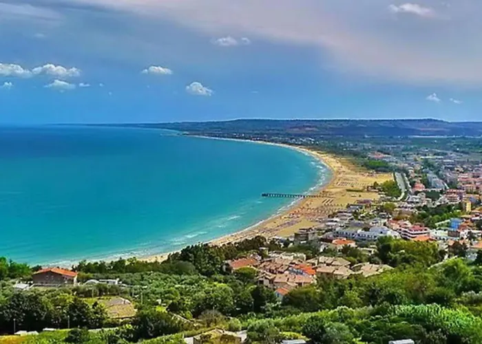 Della Rosa Seaside Abruzzo Апартаменты *